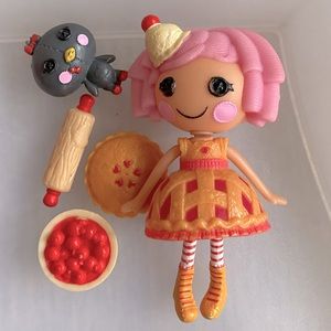 Mini Lalaloopsy Cherry Crisp Crust (Retired) and Accessories